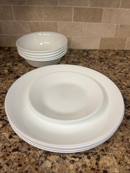 Corelle Other - Corelle Winter Frost Assorted Dinnerware Plates Bowls Side Plates Set of 14